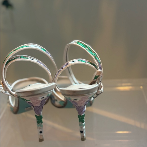 Betsey Johnson Cream and Purple Embroidered Heels - Picture 2 of 8